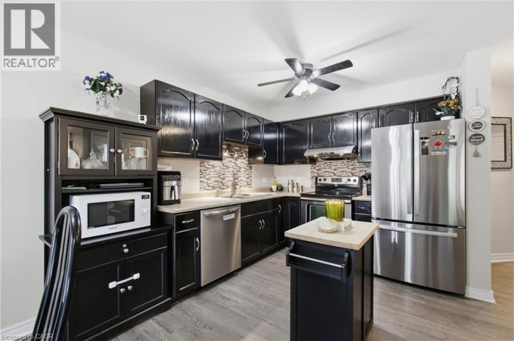 Photo 10 at 801 Hunters Gate Crescent, Woodstock - South, Woodstock
