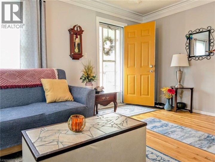 Photo 5 at 62 Ninth Avenue, Eagle Place East, Brantford