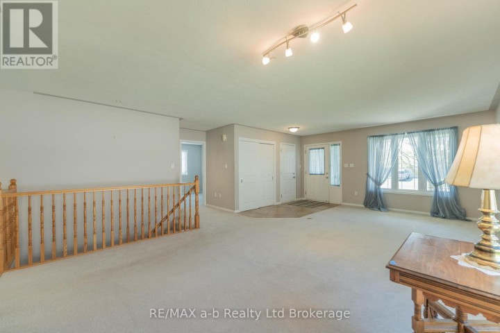 Photo 10 at 44 Beech Boulevard, Tillsonburg