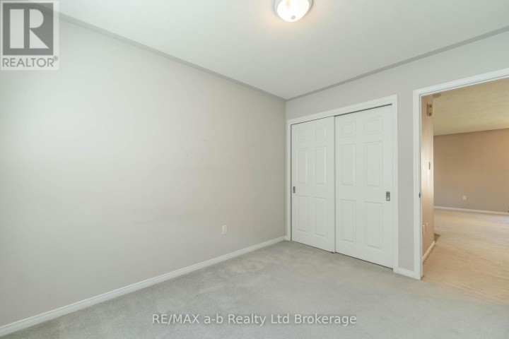 Photo 20 at 44 Beech Boulevard, Tillsonburg