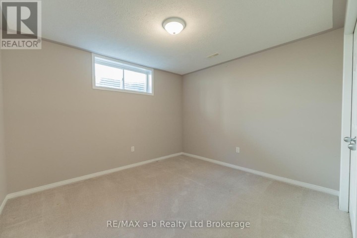 Photo 26 at 44 Beech Boulevard, Tillsonburg
