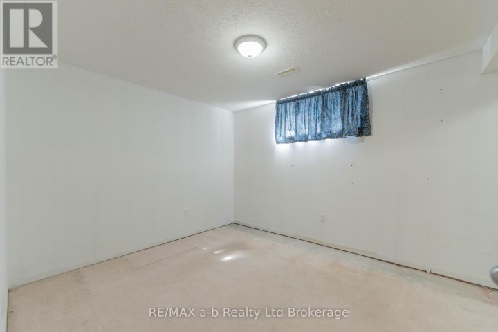 Photo 28 at 44 Beech Boulevard, Tillsonburg