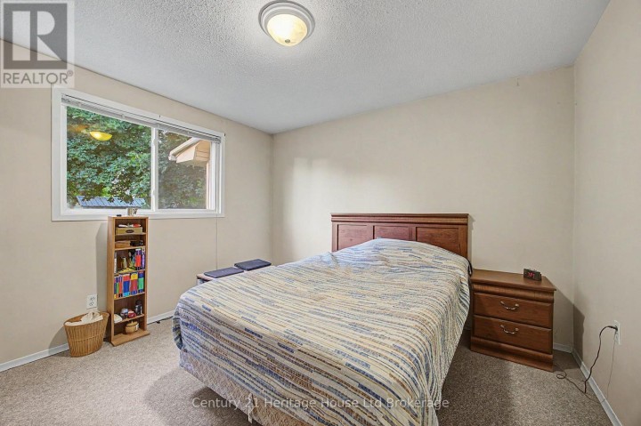 Photo 12 at 34 Centennial Avenue, Tillsonburg