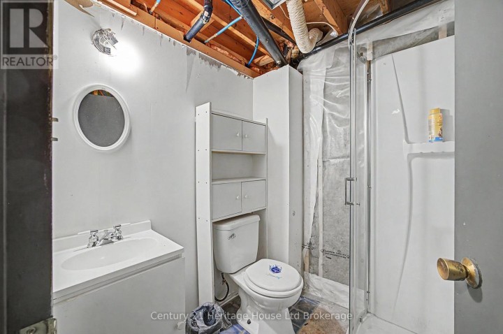 Photo 18 at 34 Centennial Avenue, Tillsonburg