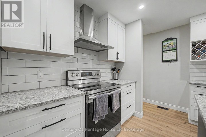 Photo 4 at 34 Centennial Avenue, Tillsonburg