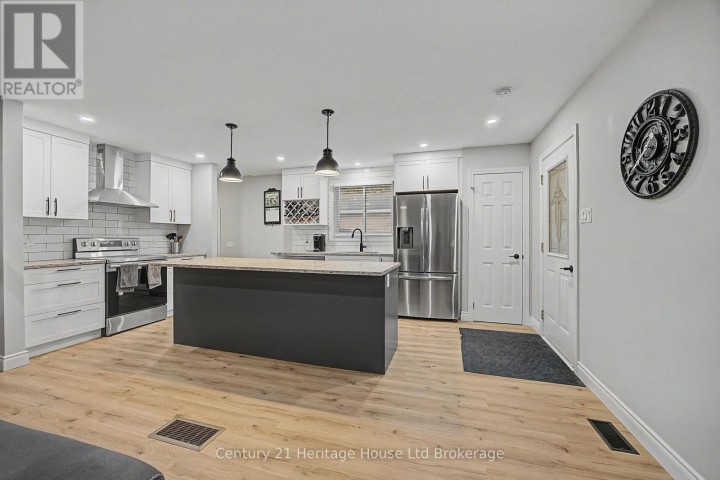 Photo 7 at 34 Centennial Avenue, Tillsonburg