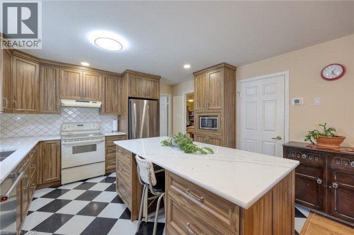 Photo 19 at 217 E North Street, Tillsonburg
