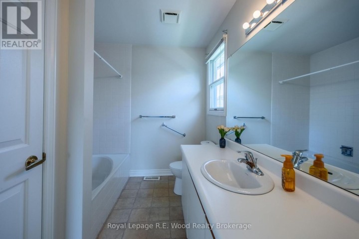 Photo 22 at 7 Seres Drive, Tillsonburg