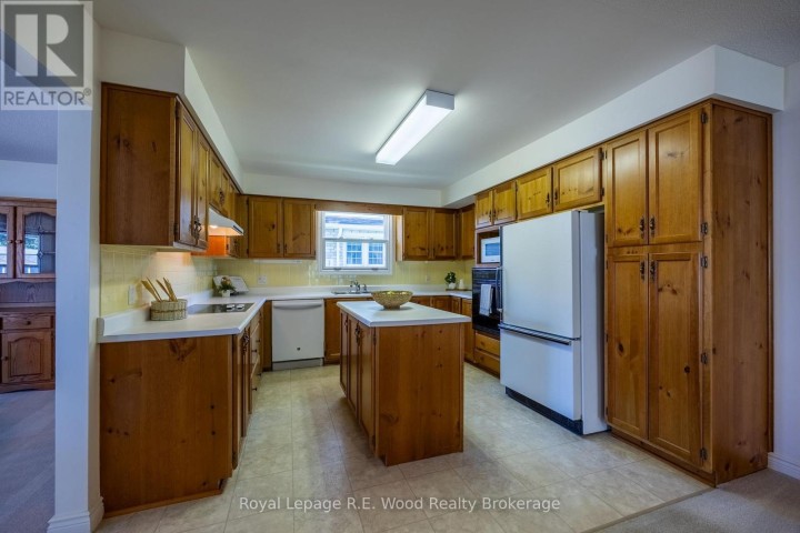 Photo 7 at 7 Seres Drive, Tillsonburg
