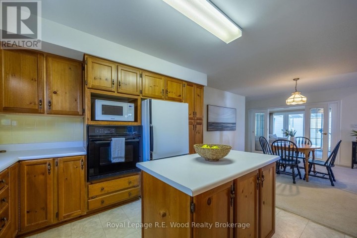 Photo 8 at 7 Seres Drive, Tillsonburg