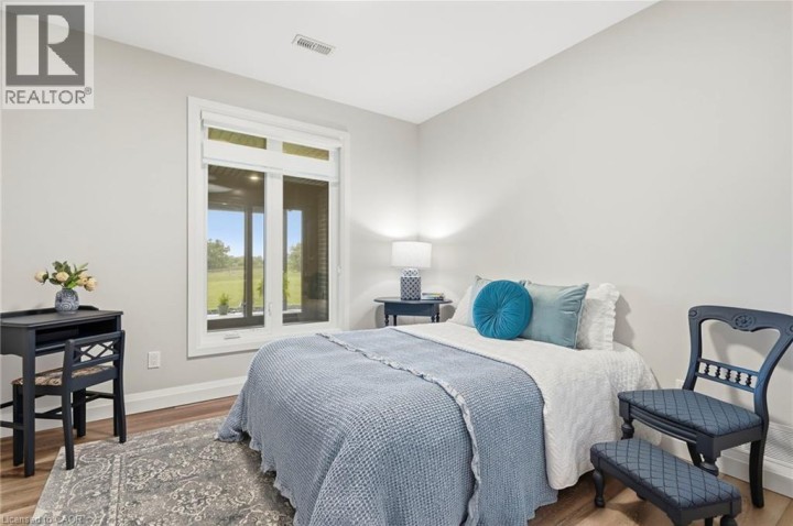 Photo 34 at 14 Hudson Drive, Oakhill Dr, Brantford