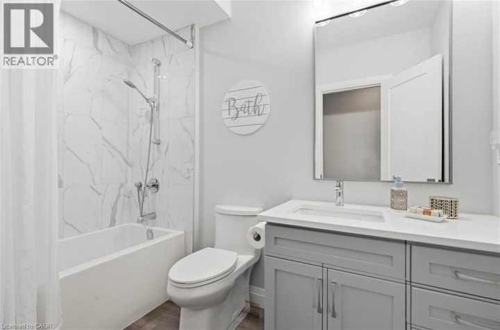 Photo 35 at 14 Hudson Drive, Oakhill Dr, Brantford