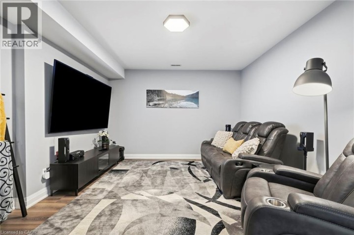Photo 39 at 14 Hudson Drive, Oakhill Dr, Brantford