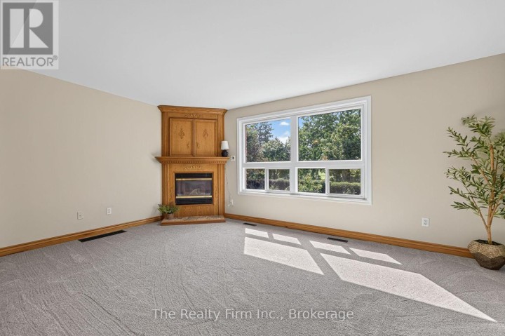 Photo 11 at 19 - 46 Conestoga Road, Woodstock - North, Woodstock