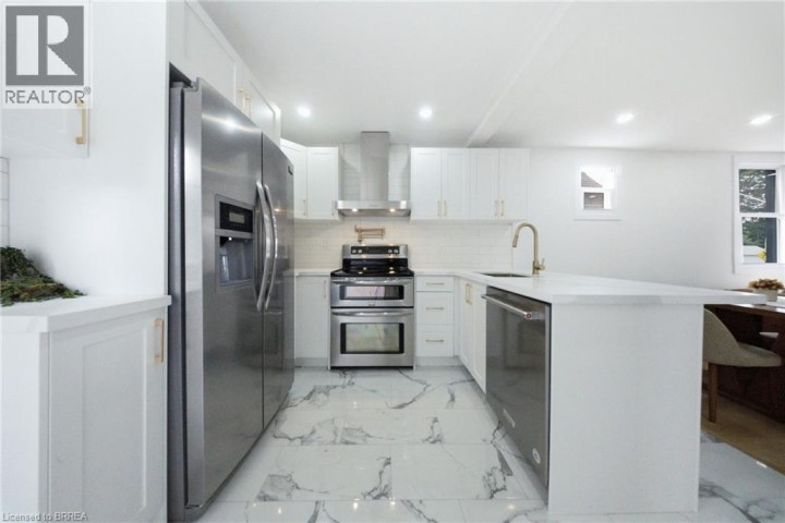 Photo 10 at 77 Abigail Avenue, Abigail / Lyons, Brantford