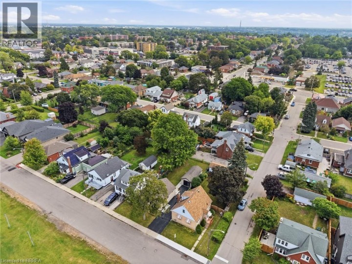 Photo 32 at 77 Abigail Avenue, Abigail / Lyons, Brantford