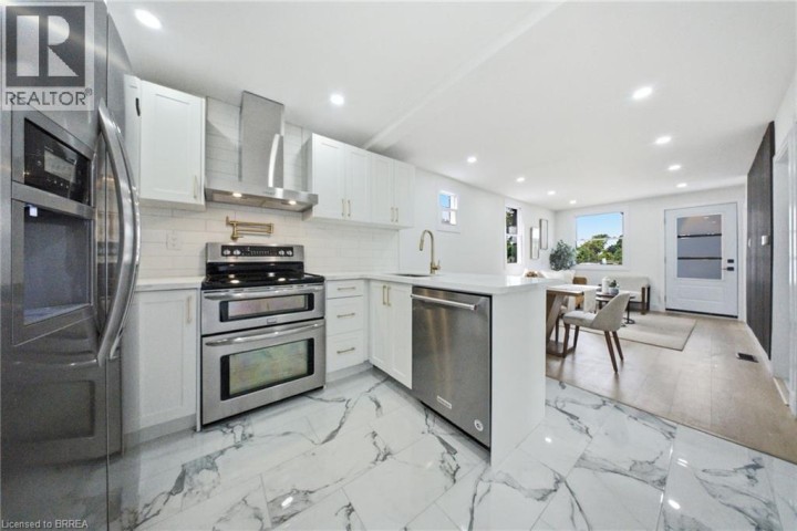Photo 11 at 77 Abigail Avenue, Abigail / Lyons, Brantford
