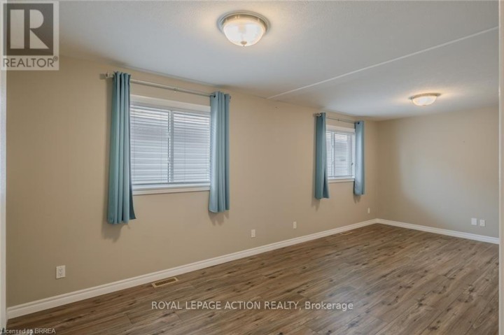 Photo 17 at 15 Landon Avenue, Simcoe, Norfolk County