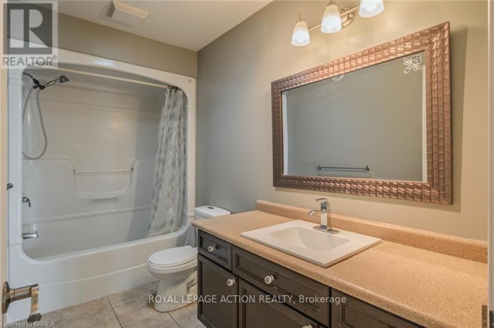 Photo 23 at 15 Landon Avenue, Simcoe, Norfolk County