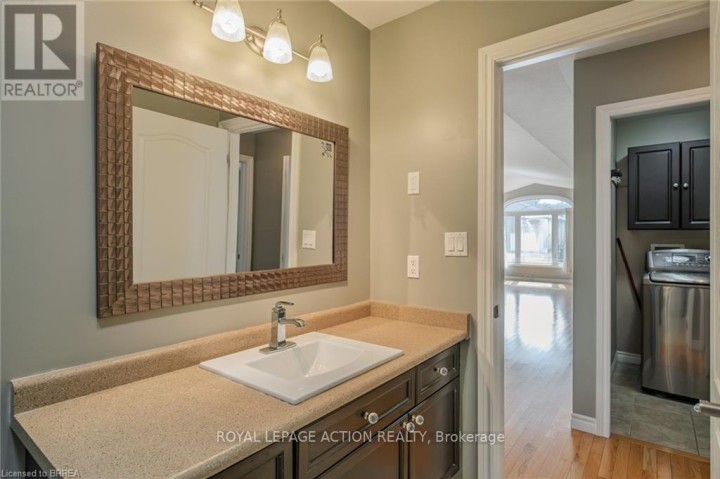 Photo 24 at 15 Landon Avenue, Simcoe, Norfolk County