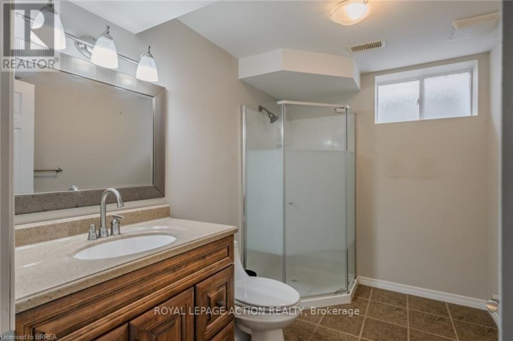 Photo 31 at 15 Landon Avenue, Simcoe, Norfolk County
