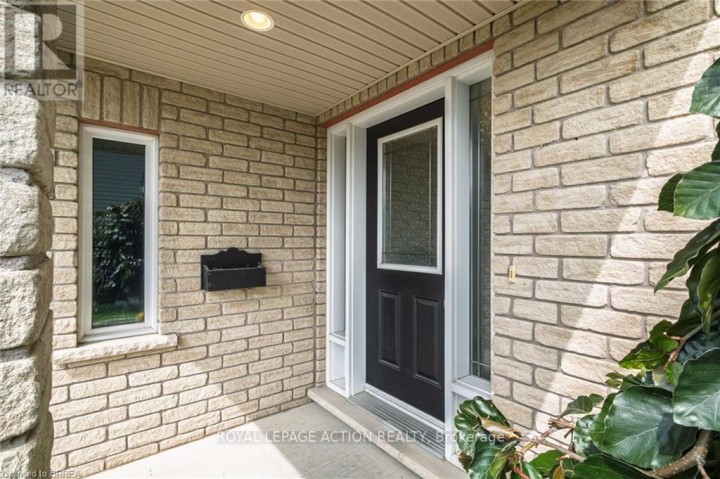 Photo 6 at 15 Landon Avenue, Simcoe, Norfolk County