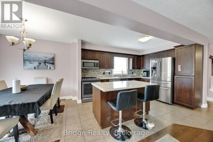 Photo 16 at 880 Frontenac Crescent, Woodstock - South, Woodstock