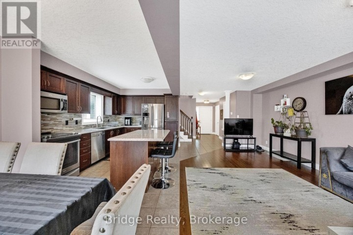 Photo 19 at 880 Frontenac Crescent, Woodstock - South, Woodstock