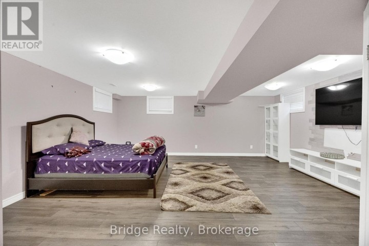 Photo 43 at 880 Frontenac Crescent, Woodstock - South, Woodstock
