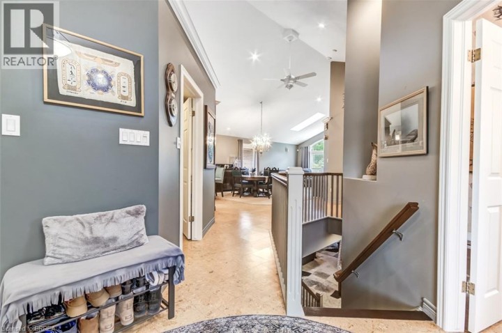 Photo 4 at 29 - 422 Powerline Road, Rosedale / Gable Height, Brantford