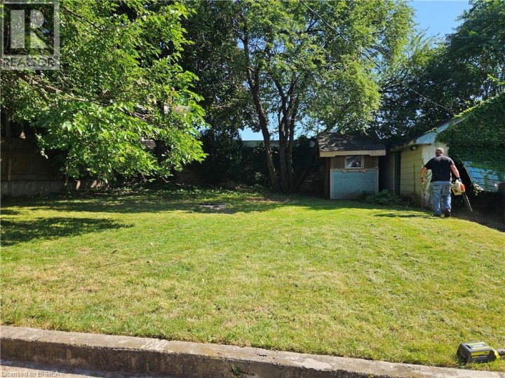 Photo 4 at 217 Dalhousie Street, East Ward, Brantford