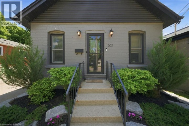 Photo 10 at 162 Grand River Avenue, Holmedale, Brantford
