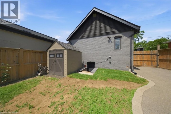 Photo 27 at 162 Grand River Avenue, Holmedale, Brantford