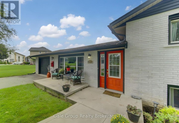 Photo 2 at 15 William Street, Tillsonburg