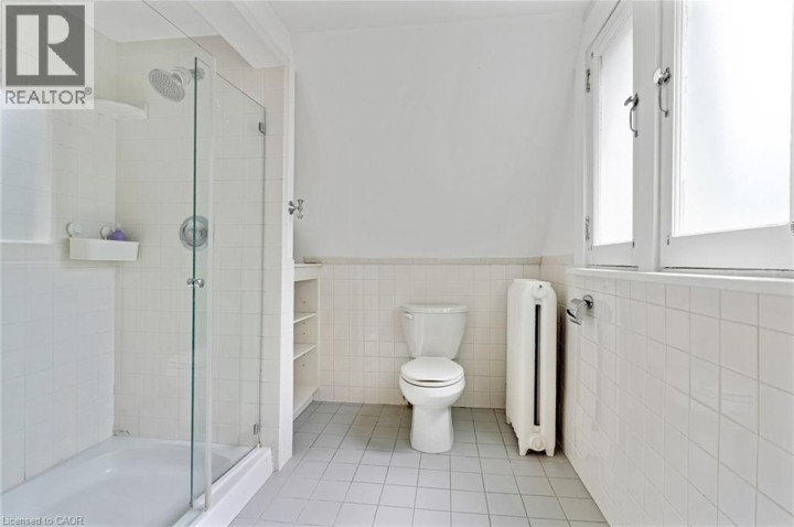 Photo 43 at 122 Dufferin Avenue, Lansdowne, Brantford