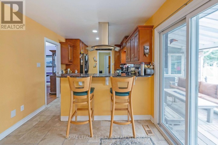 Photo 13 at 17 Minler Road, Ingersoll (Thamesford), Ingersoll