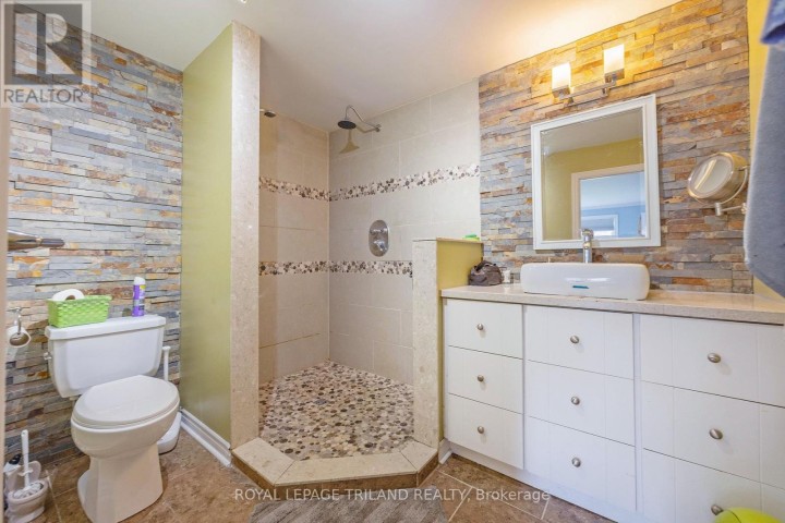 Photo 18 at 17 Minler Road, Ingersoll (Thamesford), Ingersoll