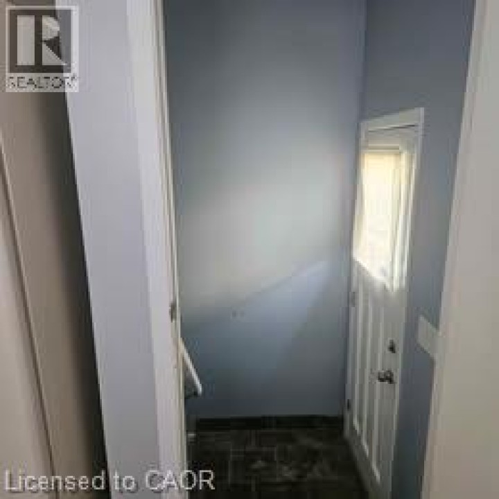 Photo 5 at 65 Winding Way, Brier Park, Brantford