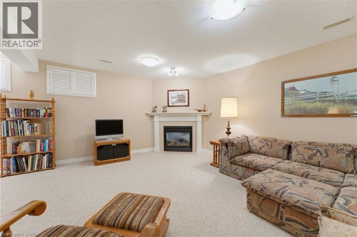 Photo 25 at 21 - 655 N Park Road, Cedarland, Brantford
