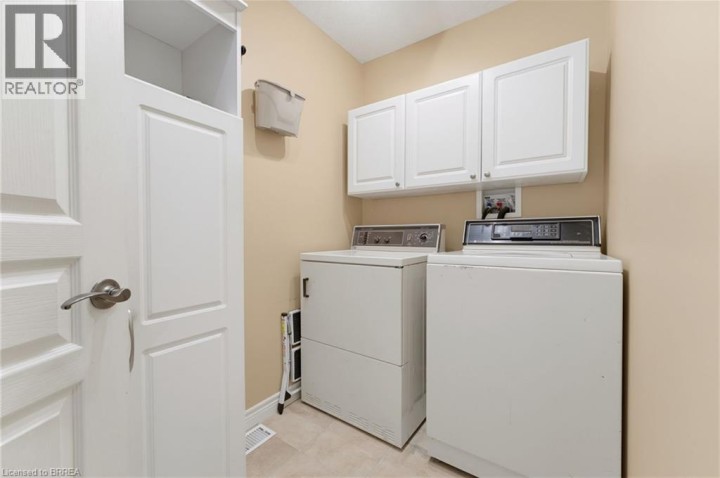 Photo 16 at 21 - 655 N Park Road, Cedarland, Brantford