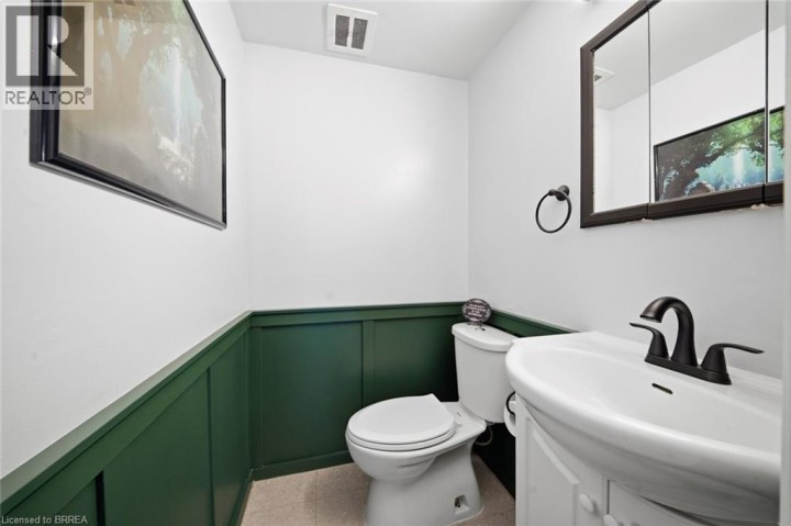 Photo 16 at C - 63 Metcalfe Crescent, North Park / Wood St., Brantford