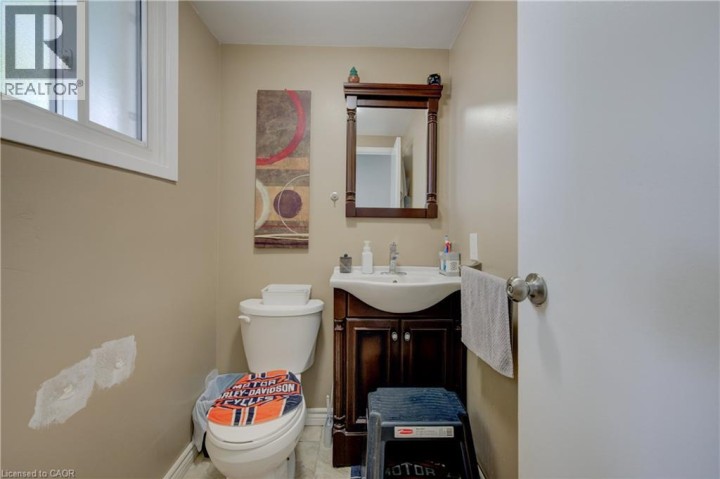 Photo 9 at 486 Springbank Street, Woodstock - North, Woodstock
