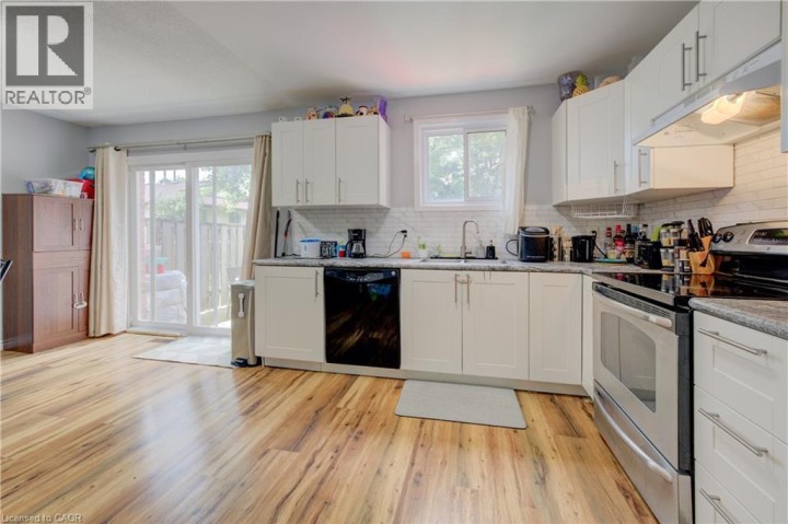 Photo 8 at 486 Springbank Street, Woodstock - North, Woodstock