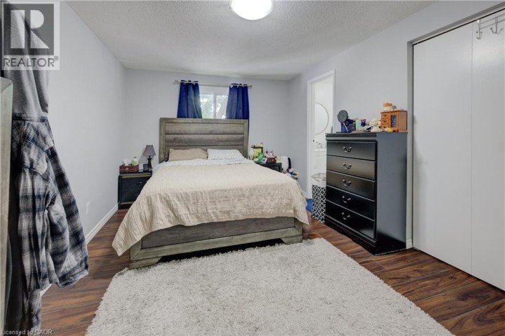 Photo 12 at 486 Springbank Street, Woodstock - North, Woodstock