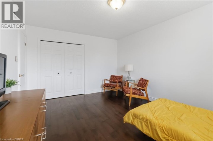 Photo 18 at 22 Allensgate Drive, Myrtleville South, Brantford