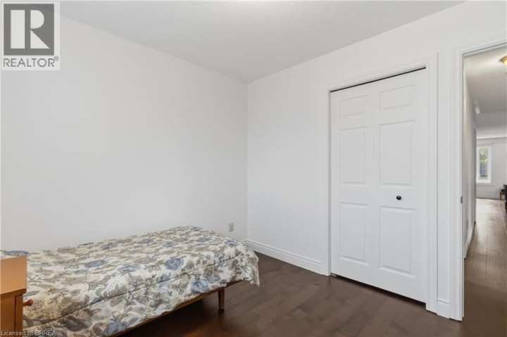 Photo 21 at 22 Allensgate Drive, Myrtleville South, Brantford