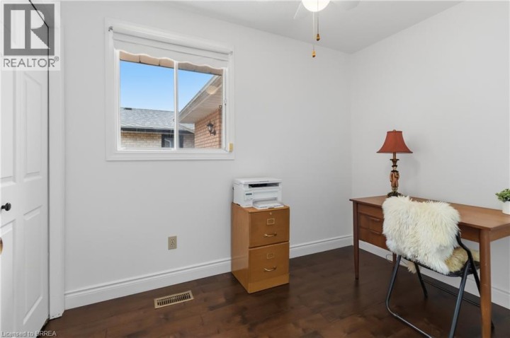 Photo 22 at 22 Allensgate Drive, Myrtleville South, Brantford