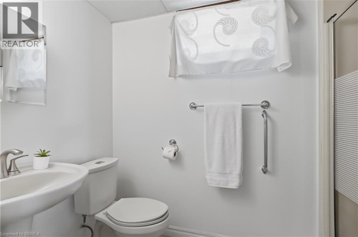 Photo 30 at 22 Allensgate Drive, Myrtleville South, Brantford