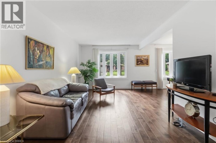 Photo 6 at 22 Allensgate Drive, Myrtleville South, Brantford