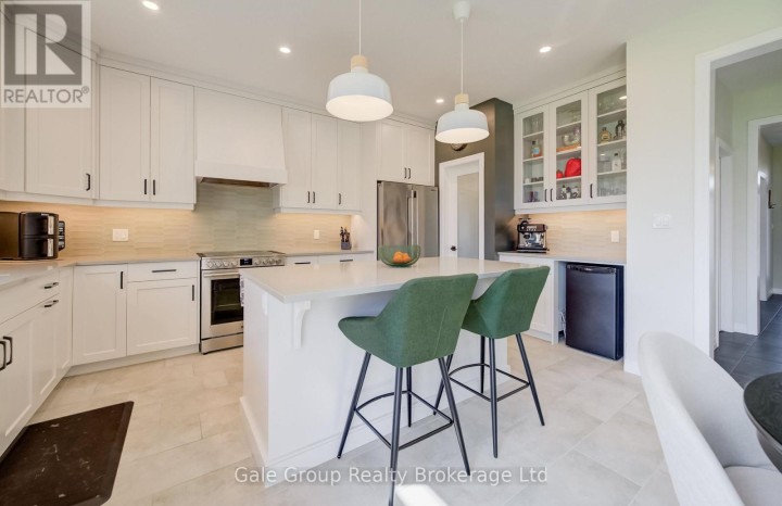 Photo 11 at 107 Graydon Drive, Mount Elgin, South-West Oxford